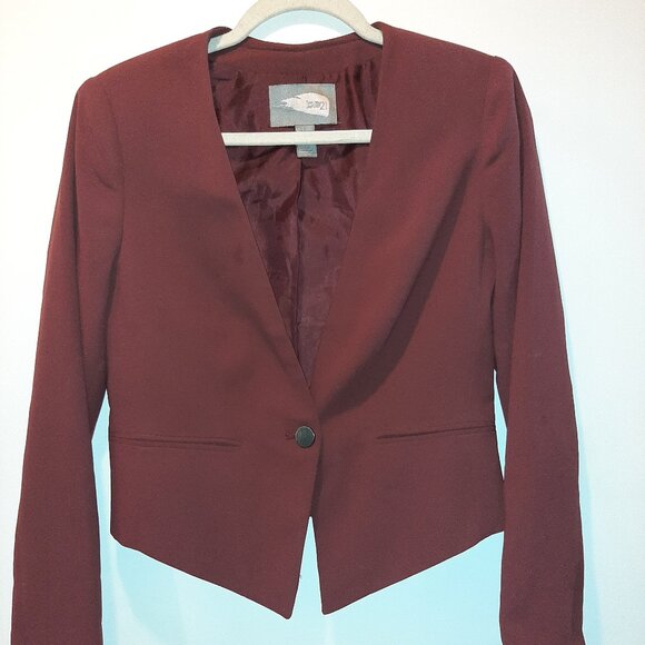 Burgundy blazer love21 - Picture 1 of 3